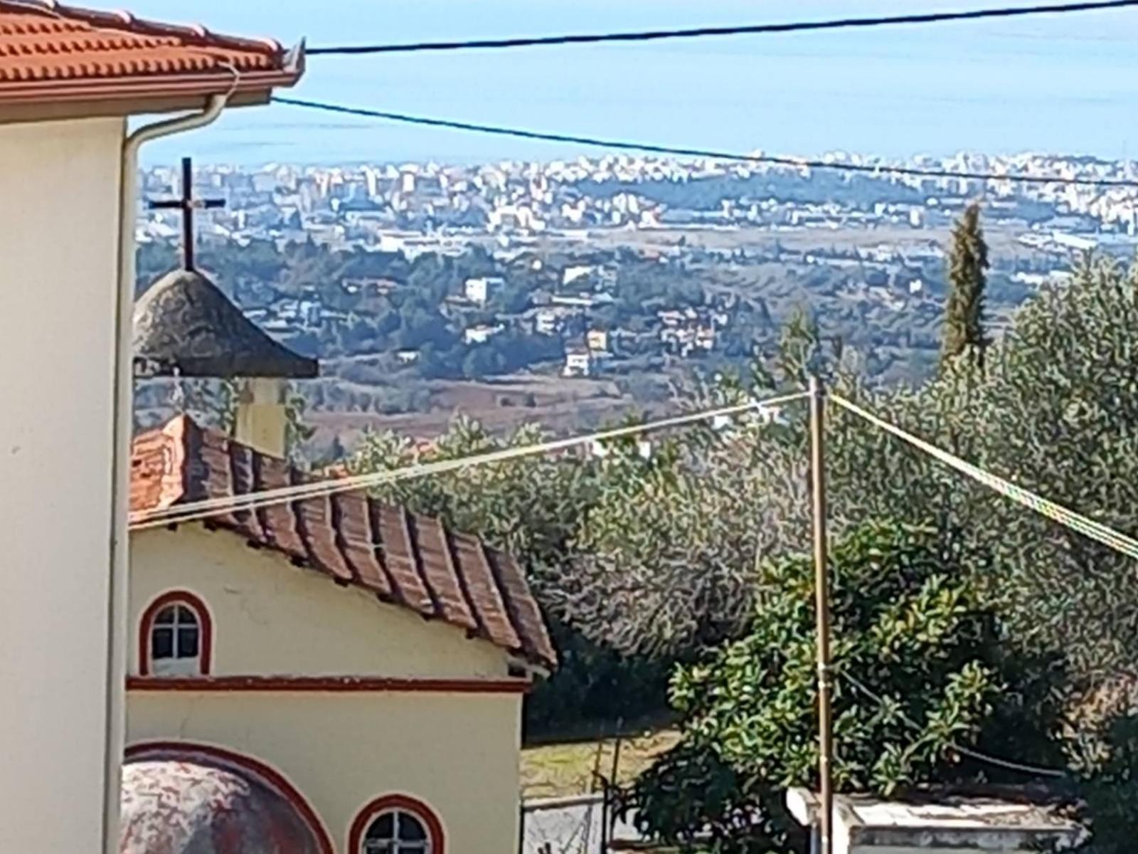 Apartamento Στουντιο Κοντά Στην Κλινική Αγ Λουκα Tesalónica Exterior foto